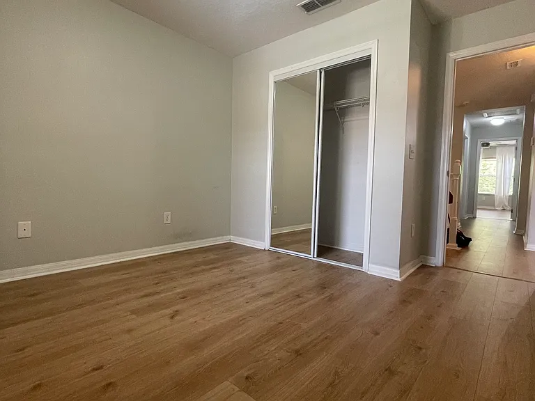 225 Perching Post Cv — Photo 18