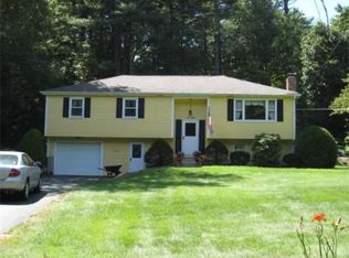 58 Maple St, Northborough, MA 01532
