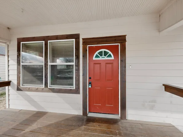 1315 E Arlington Ave, Fort Worth, TX 76104