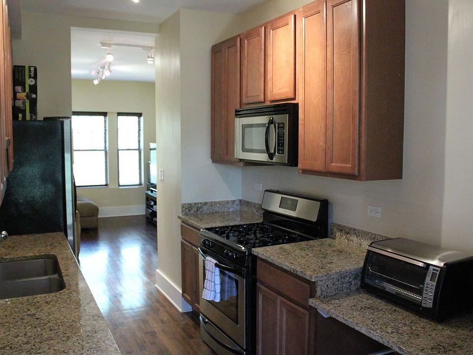 1st image of 3453 N Wolcott Ave