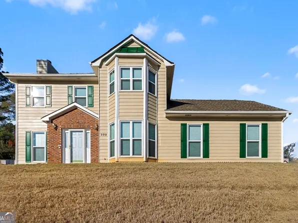 200 Weatherly Dr, Fayetteville, GA 30214
