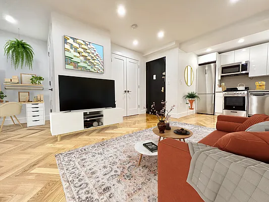 Rented by Pear NYC LLC | media 12