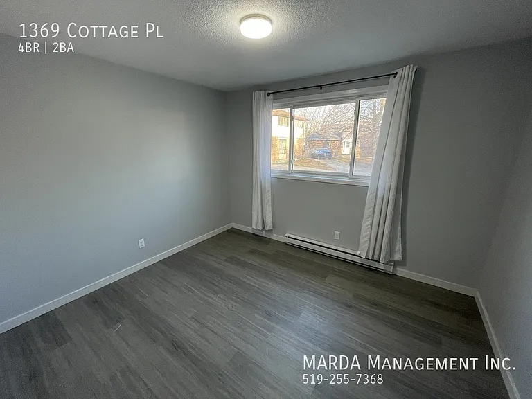 1369 Cottage Pl — Photo 12