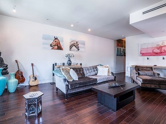5th image of 225 S Hamilton Dr APT 304