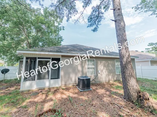 1210 Johnson Rd, Warner Robins, GA 31093