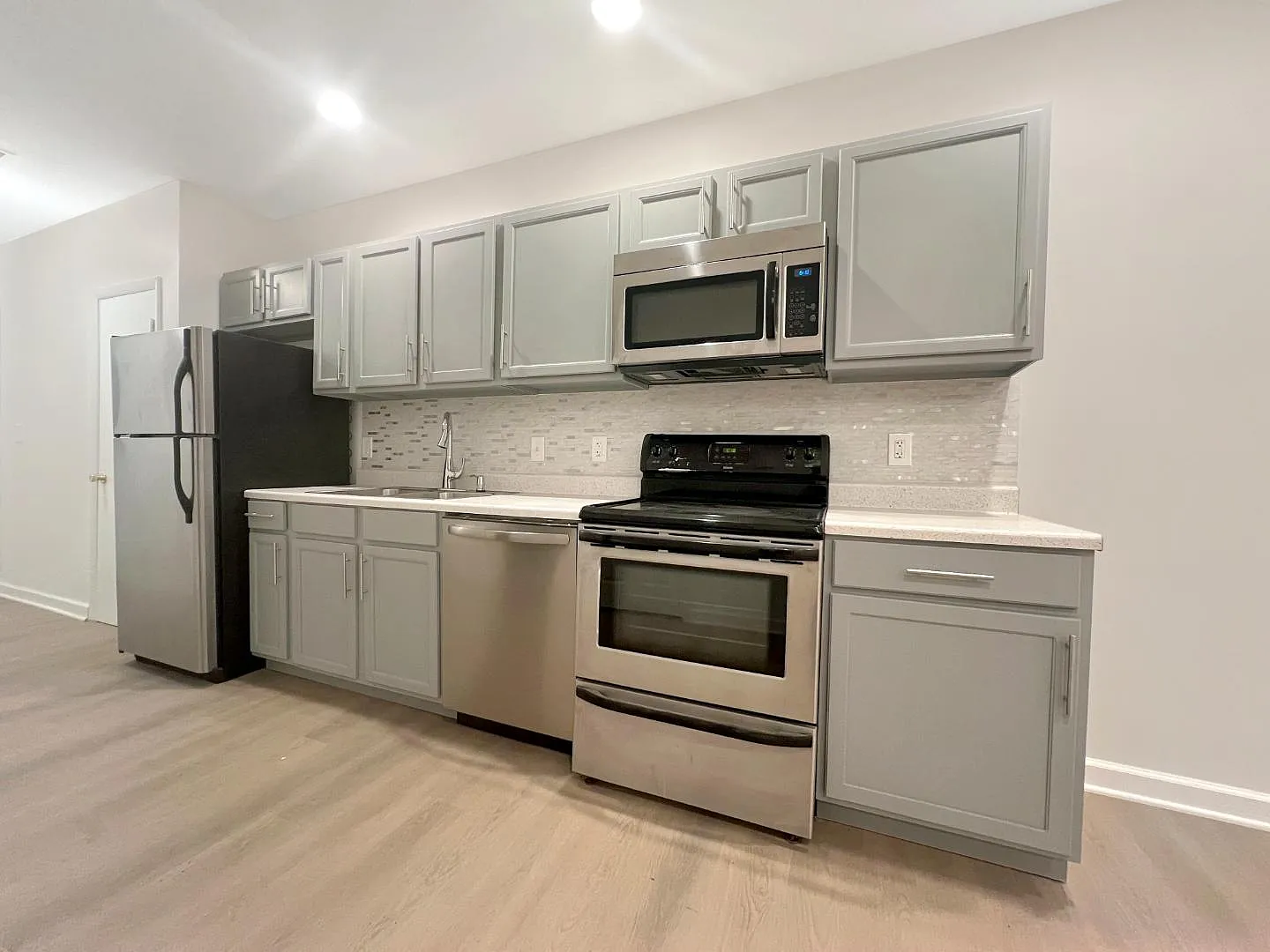 1717 Trinidad Ave NE - Unit 2 — Photo 4