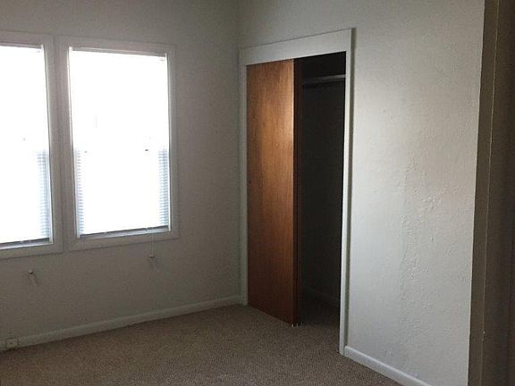 5th image of 402 S 17th Ave #402