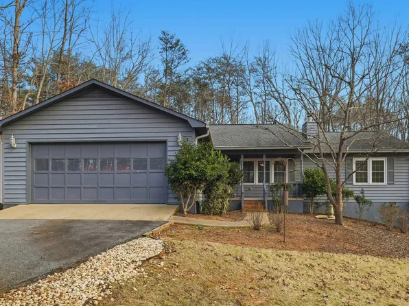 465 Mountain Laurel Dr, Columbus, NC 28722