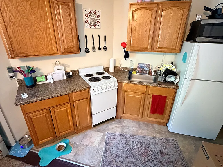83 Englewood Ave #4 — Photo 5