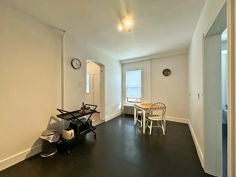 32 Liberty St #1 — Photo 5
