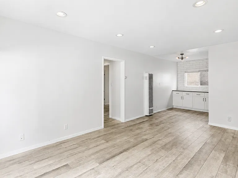 1676 Manning Ave #2 — Photo 9