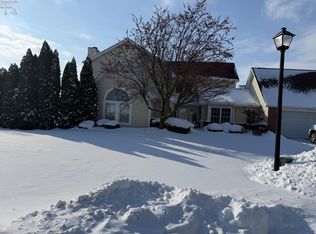 1606 Timber Lake Ln, Sandusky, OH 44870