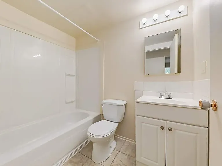 7920 71st St NW #101 — Photo 6