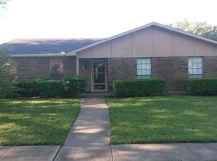 2106 Albert Rd, Carrollton, TX 75007