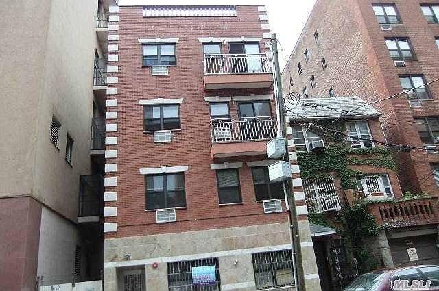 1st image of 4819 92nd St