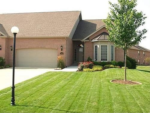1st image of 2304 W Chandler Ct