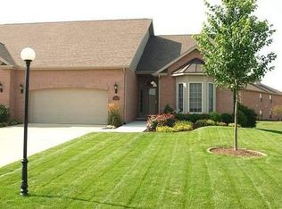 2304 W Chandler Ct, Peoria, IL 61615