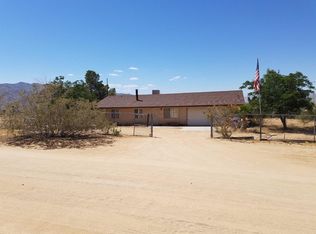 24575 Shoshone Rd, Apple Valley, CA 92307