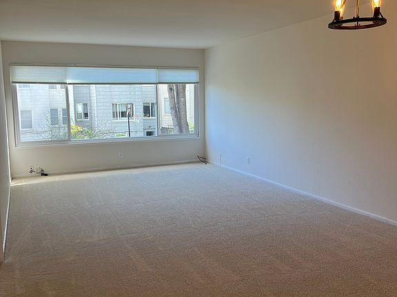 5th image of 670 9th Ave APT 1