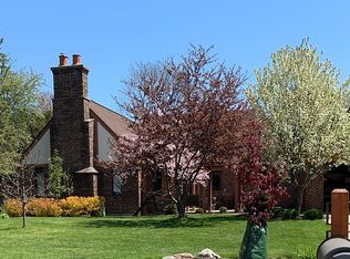 1145 Estes Ave, Lake Forest, IL 60045