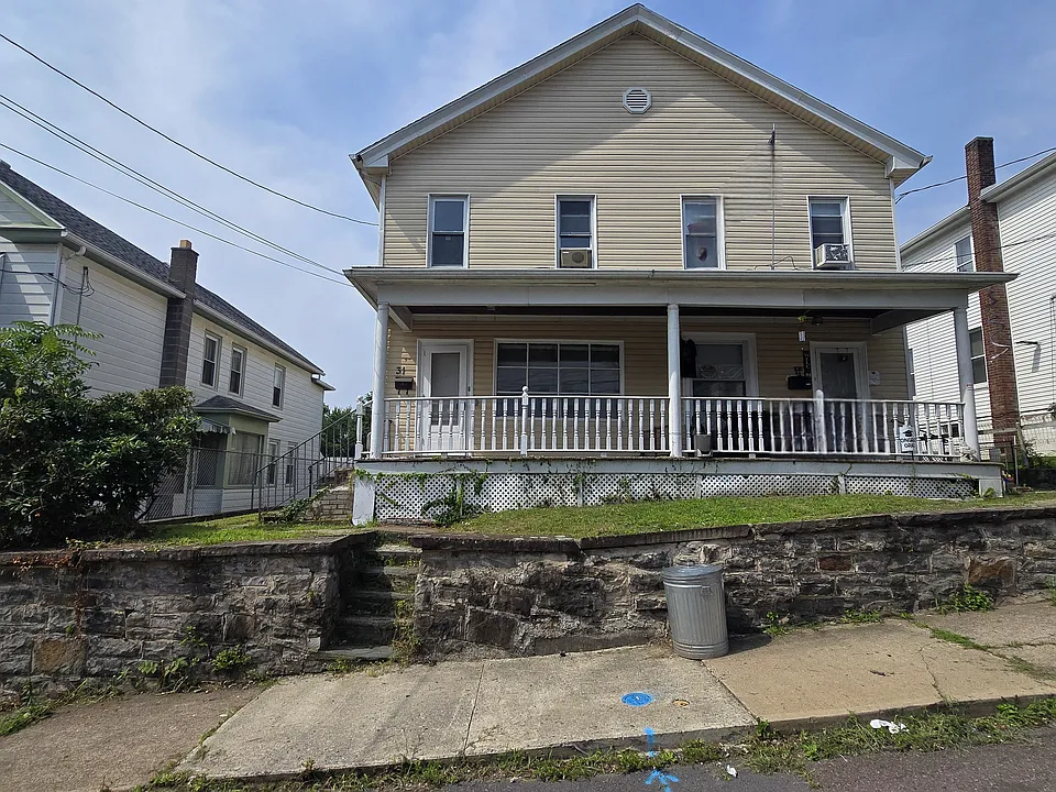 31 Jeanette St