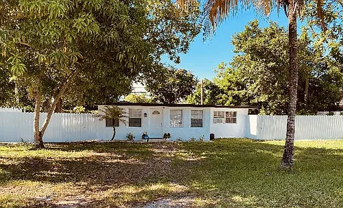 5700 SW 38th St Photo 1
