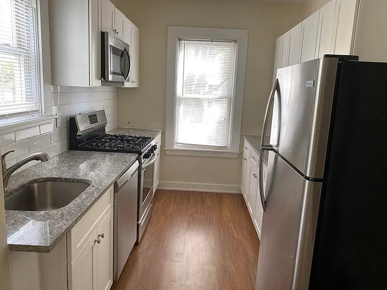 126 Main St #2 — Photo 2