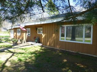 16526 Iowa Rd, Houston, MO 65483