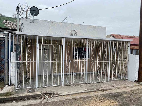 2nd image of 1817 1/2 Lincoln St