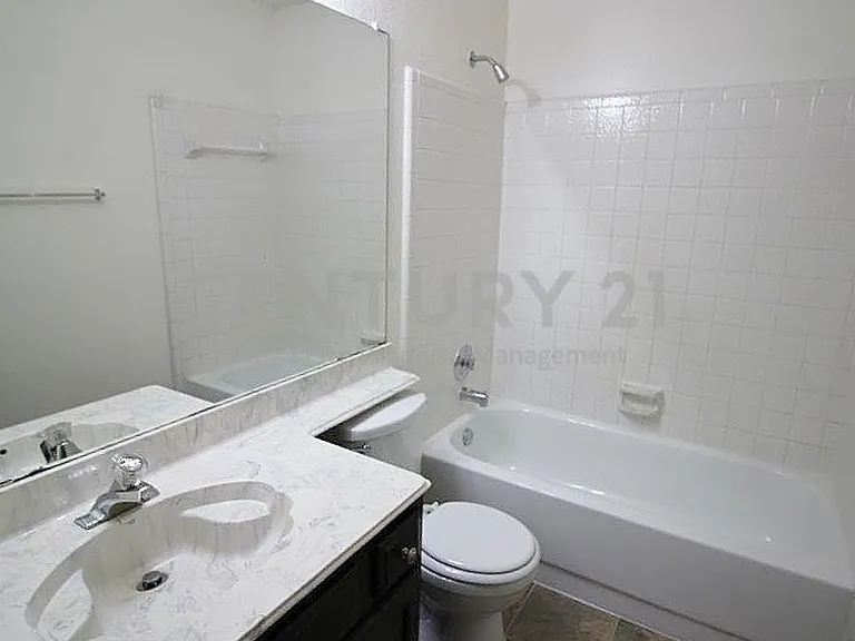1019 Cedar Run Dr — Photo 8