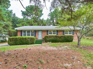 106 Robin Hood Ln, Aberdeen, NC 28315