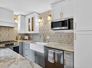 712 1st Ct, Palm Harbor, FL 34684