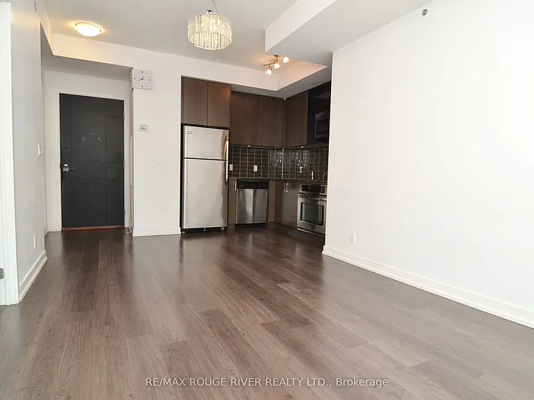 89 Dunfield Ave #509 — Photo 8