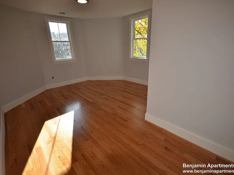 18 Murdock St #14 — Photo 10