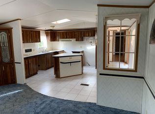 995 Moore Rd, Summer Shade, KY 42166