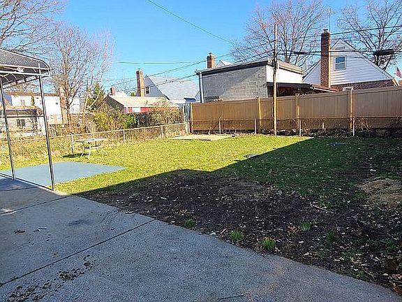 4th image of 8321 263rd St
