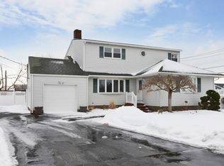 58 Harding Ave, Lindenhurst, NY 11757