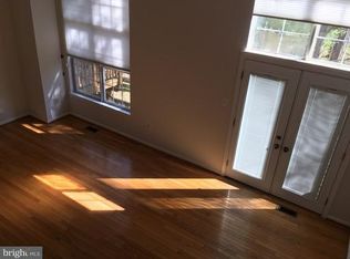 5833 Pin Oak Commons Ct #2, Burke, VA 22015