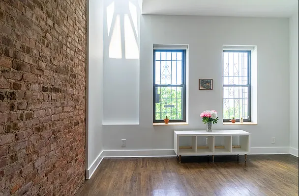 Rented by Compass | media 8