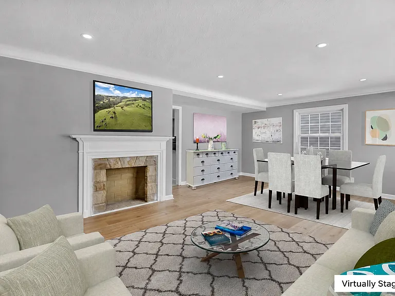 4168 Eastway Rd — Photo 2