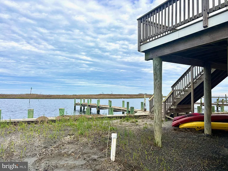 448 Dock Rd — Photo 33
