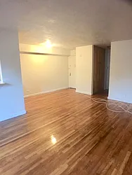 Rented by Roberto Guilbet, LREB