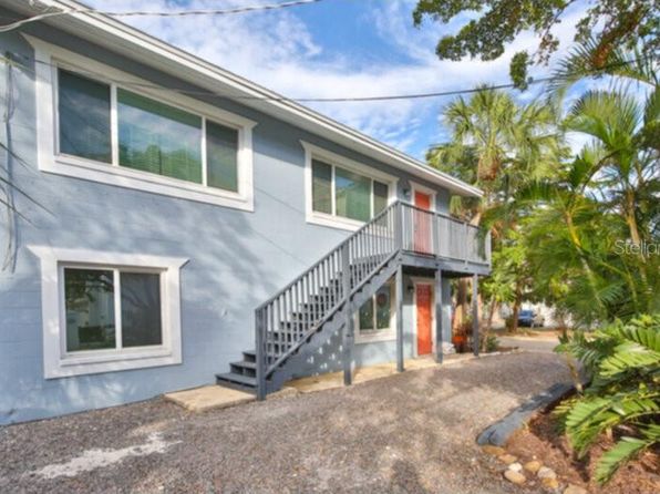 422 Julia Pl #C