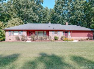 145 Ashbrook Park Rd, Dallas, NC 28034