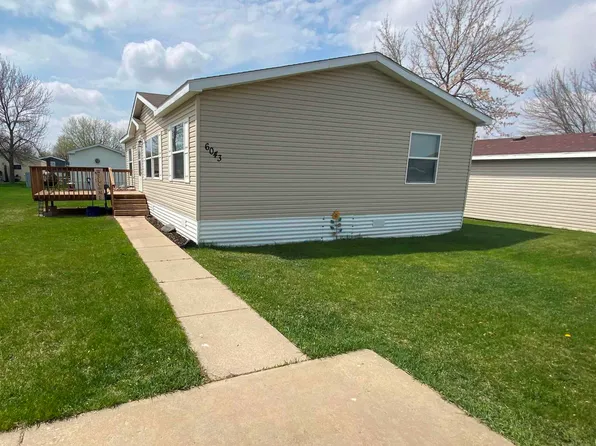 6043 S Canterbury Pl, Sioux Falls, SD 57106