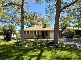 707 Kirkwood Ave, Winthrop Harbor, IL 60096
