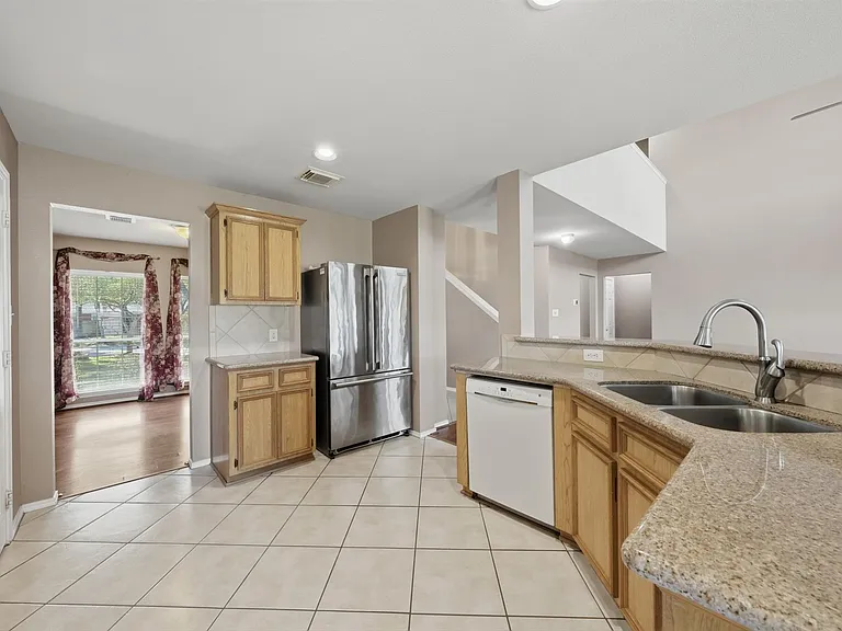 26038 Palmdale Estate Dr — Photo 17