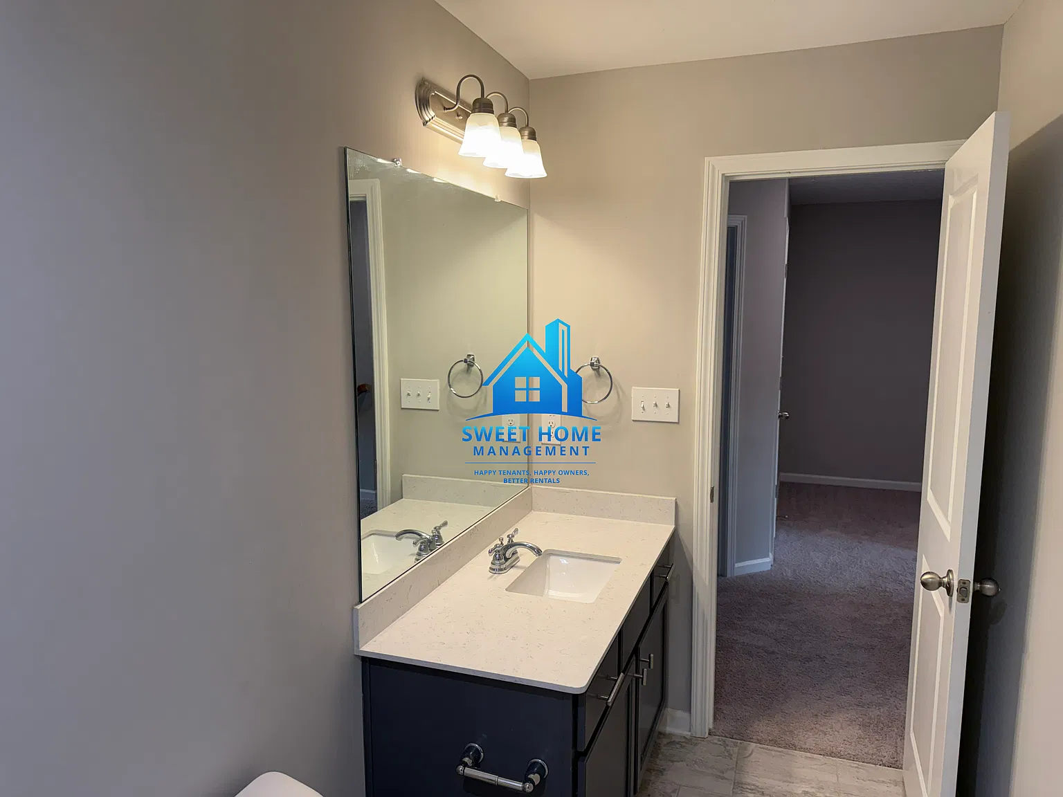 4 bed, 2660 sqft, $2,300 — Photo 2