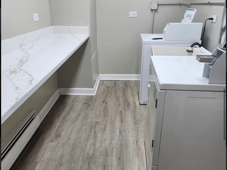536 S Schroeder Ave #2 — Photo 4
