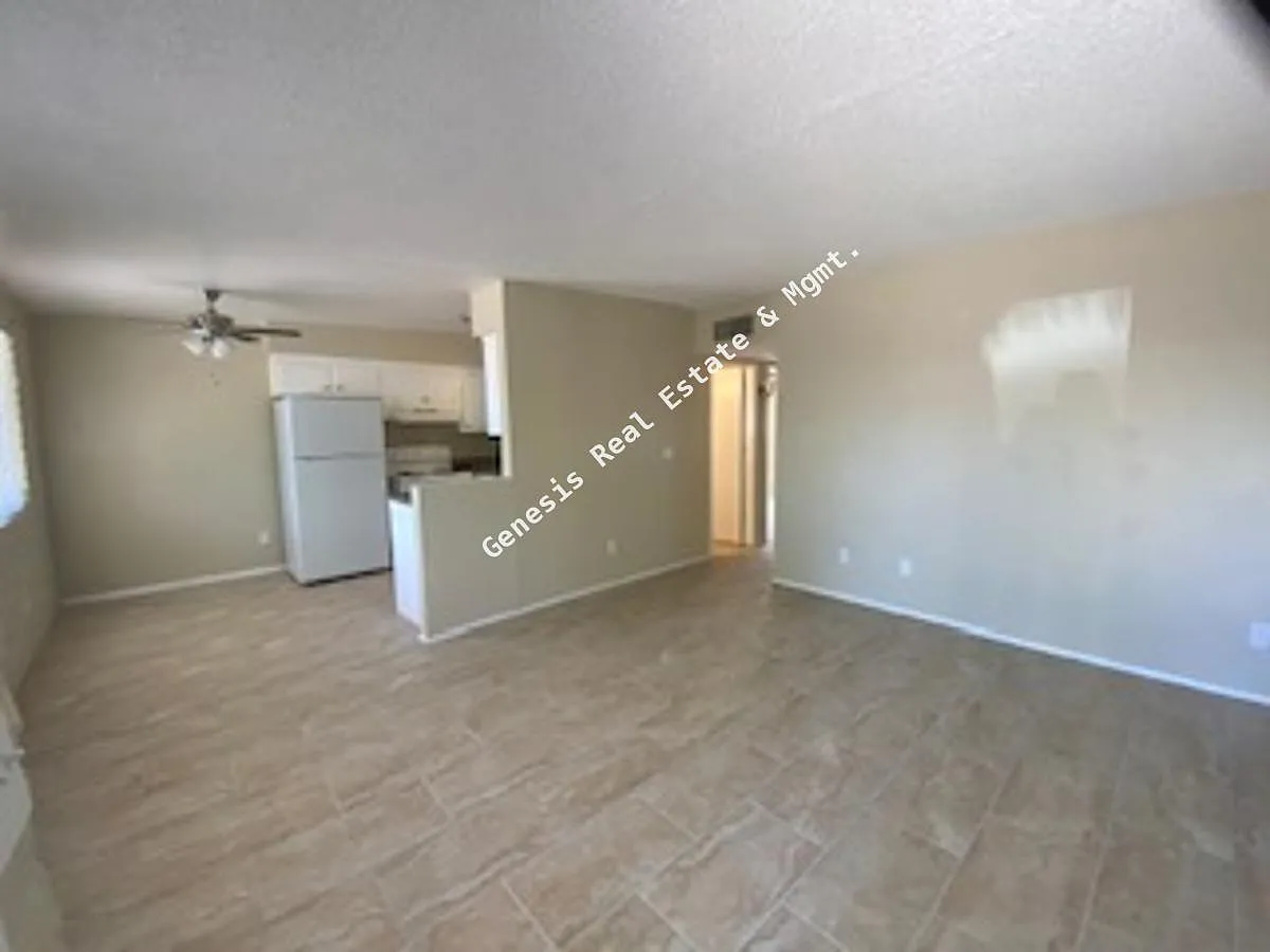 2 bed, 1.0 bath, 803 sqft, $1,065 — Photo 1